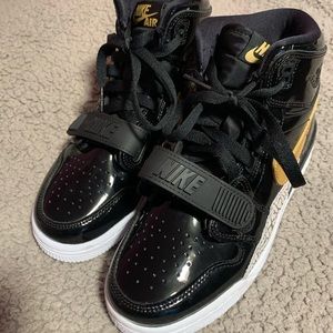 Jordan Air Legacy 312